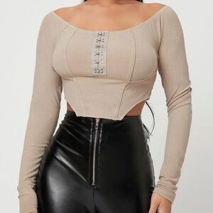 SHEIN Asymmetrical Hem Crop Top
